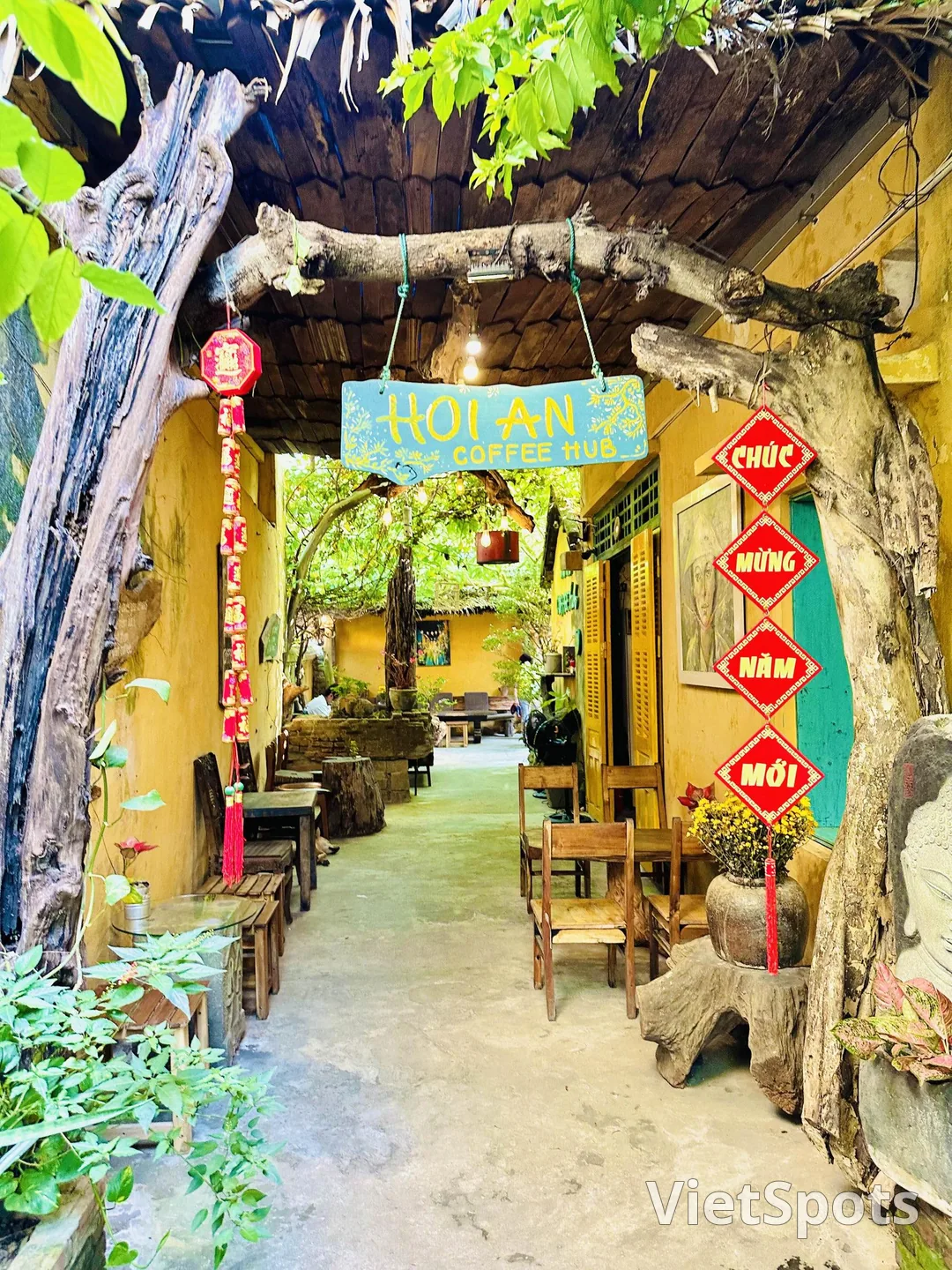 Hoi An Coffee Hub – ร้านกาแฟที่ซ่อนตัวอยู่ในบ้านเก่า
