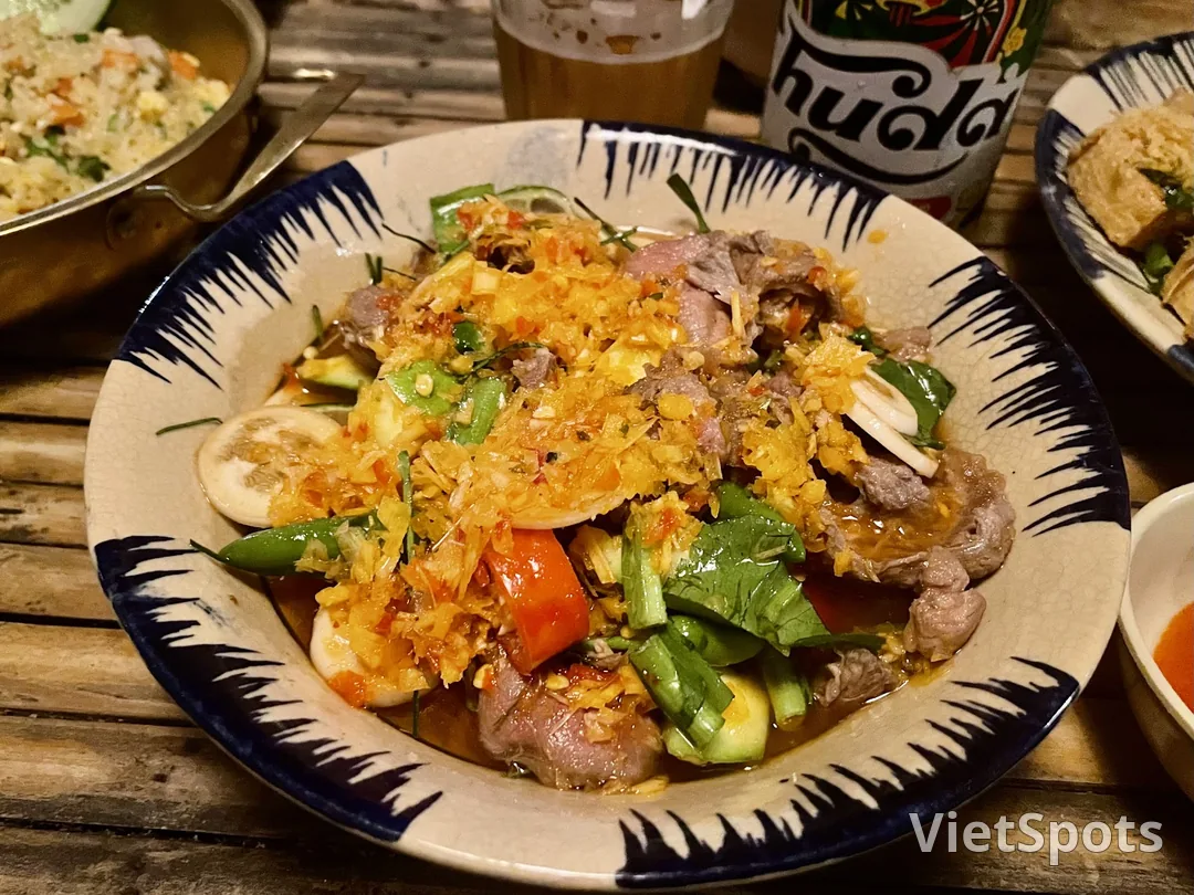 Nhà Của Lam - Bia Chill: ร้านเหล้าที่ทำให้เข้าใจผิดว่าเป็นคาเฟ่สวน