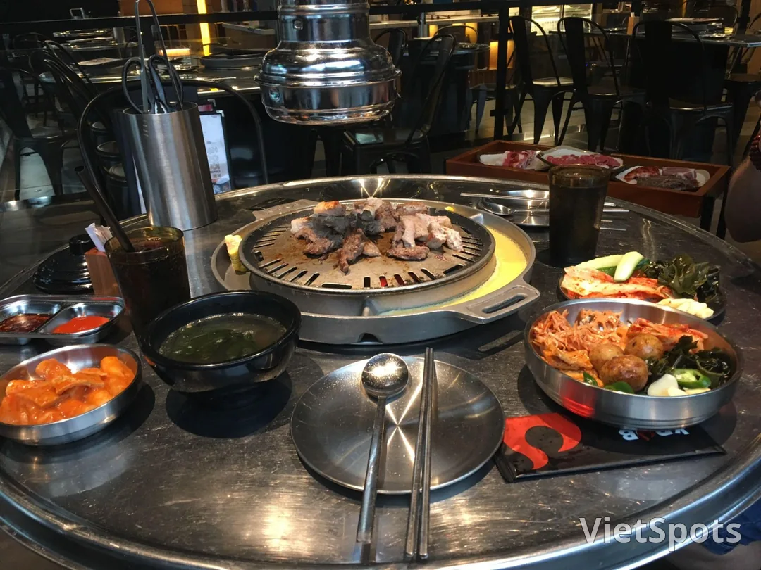 岘港烧烤 – 享受香气四溢的美味烤肉