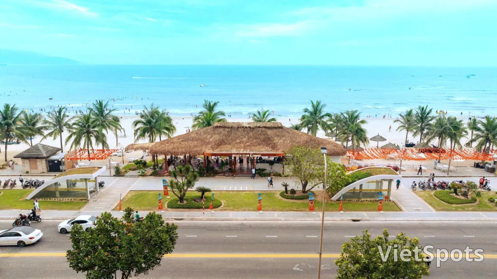 🌊 The Holiday Beach Club & Dining – Chill to the max by My Khe Beach