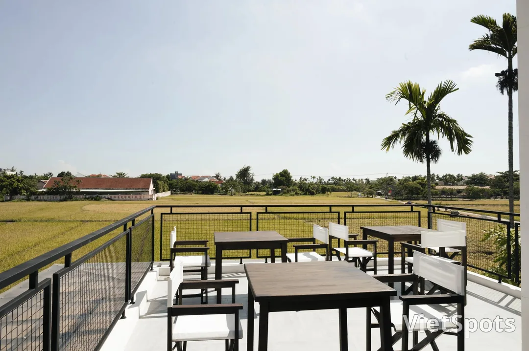 tok. Restaurant Hoi An – Enjoy cuisine amid the rice fields