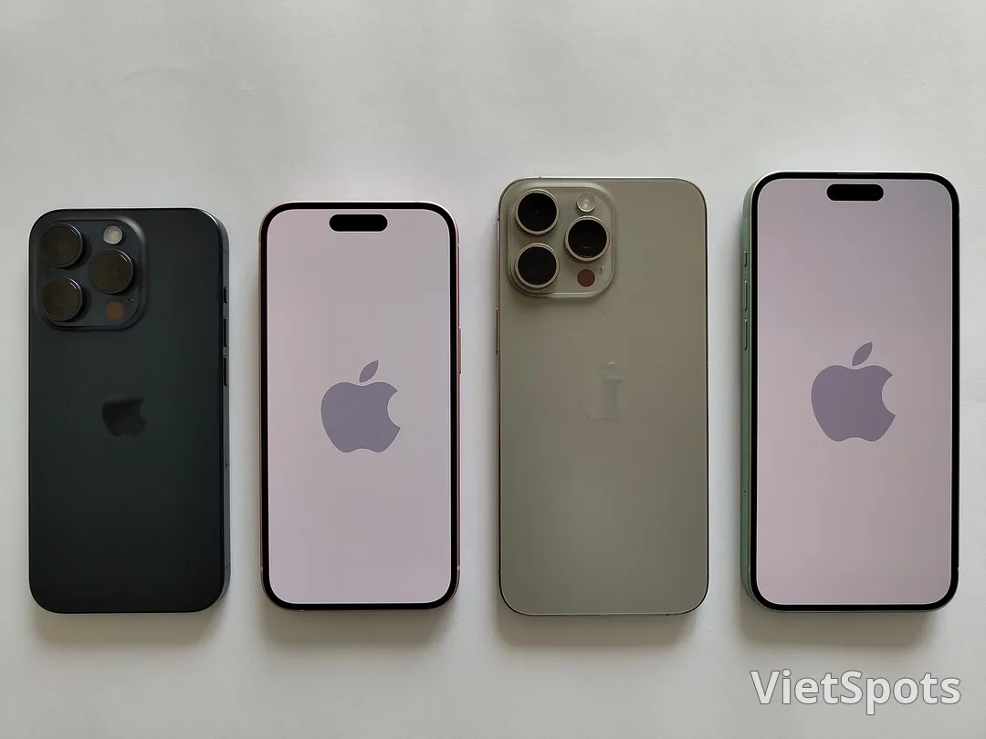 Bốn chiếc iPhone thế hệ mới xếp cạnh nhau — tất cả đều hỗ trợ eSIM