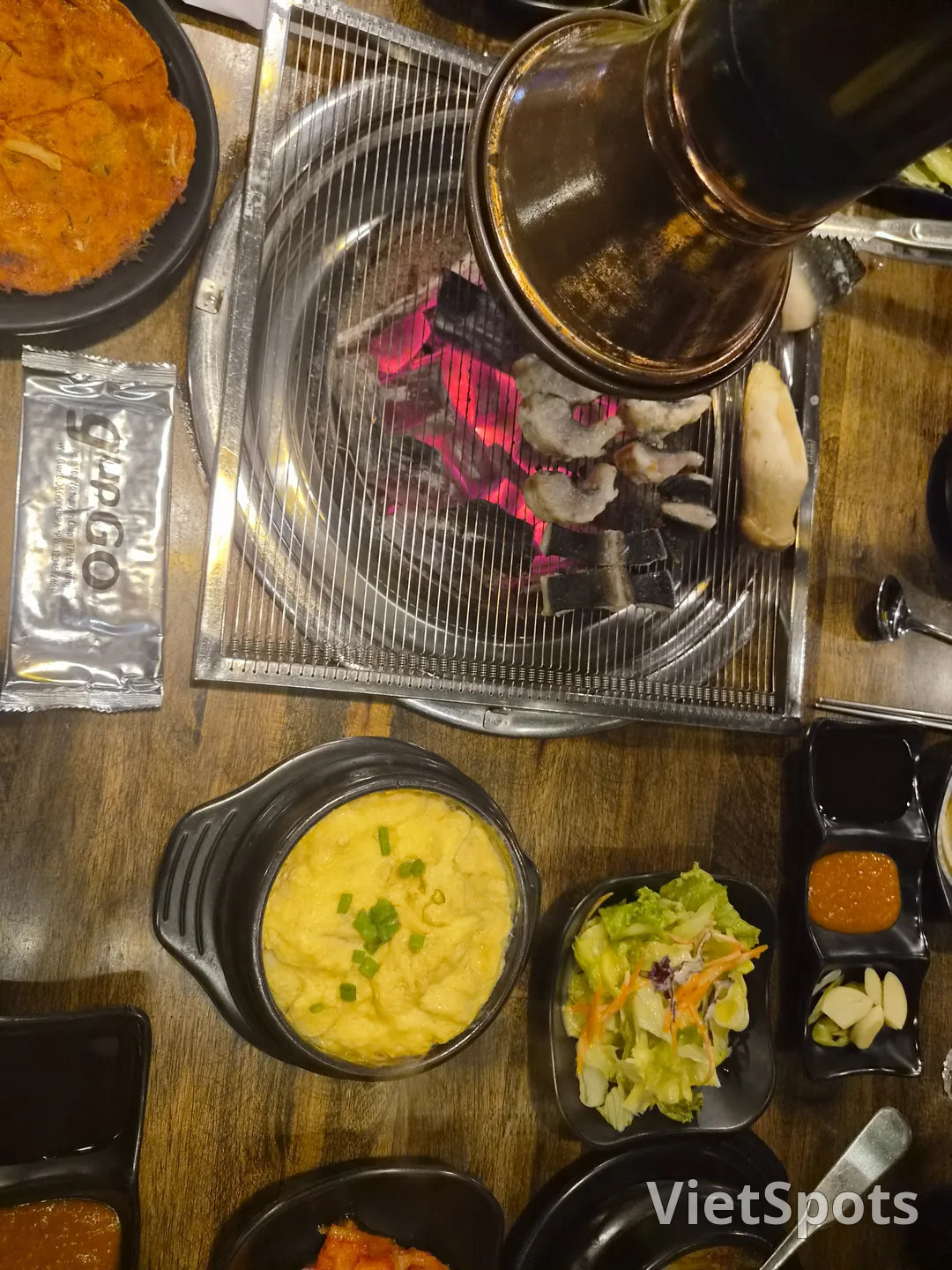 Dinner with acquaintances who work in Da Nang - Da Nang GUP GO