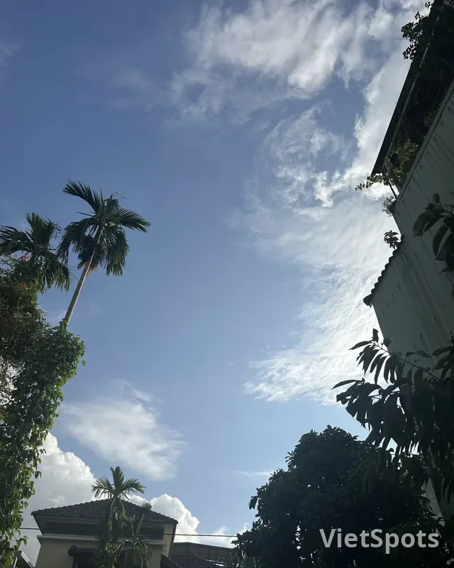🌤️ DA NANG WEATHER ON OCTOBER 22: THE LAST DAY OF THE RAIN SHOWERS, PROMISING A SUNNY, BEAUTIFUL WEEKEND! 🌧️➡️☀️