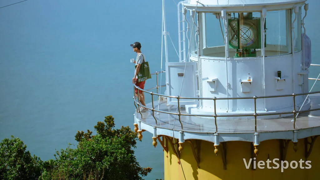 Tien Sa Lighthouse in Da Nang – An ancient lighthouse amid the green forest of Son Tra. Discover a lighthouse more than 100 years old