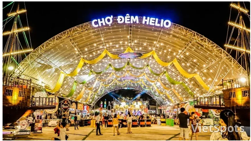 ソンチャー&ヘリオ夜市でチェックイン:ユニークな手工芸品、アクセサリー、お土産をショッピング