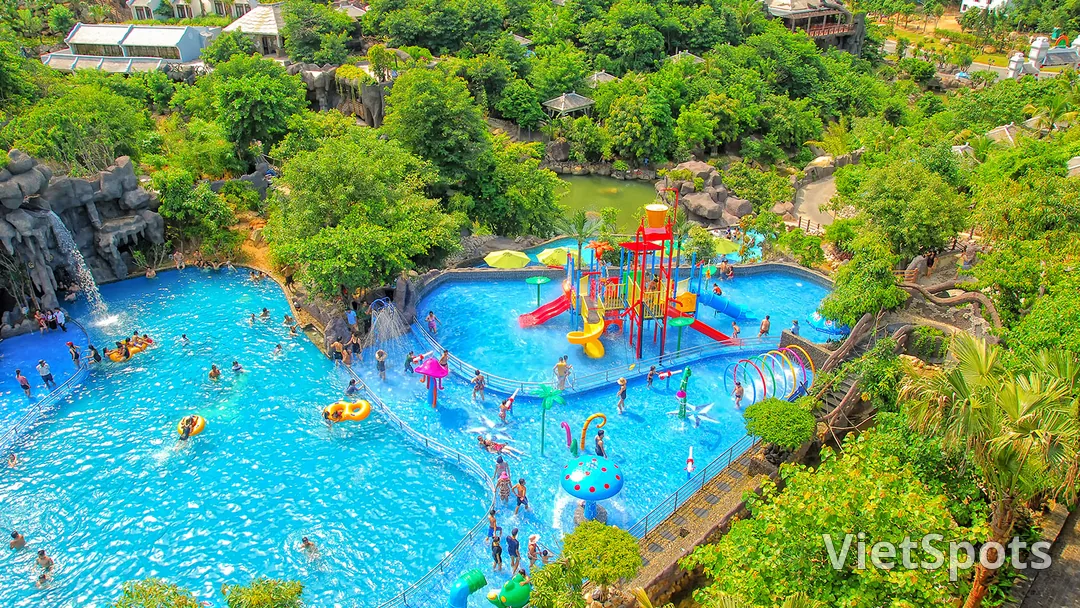 Tour Núi Thần Tài