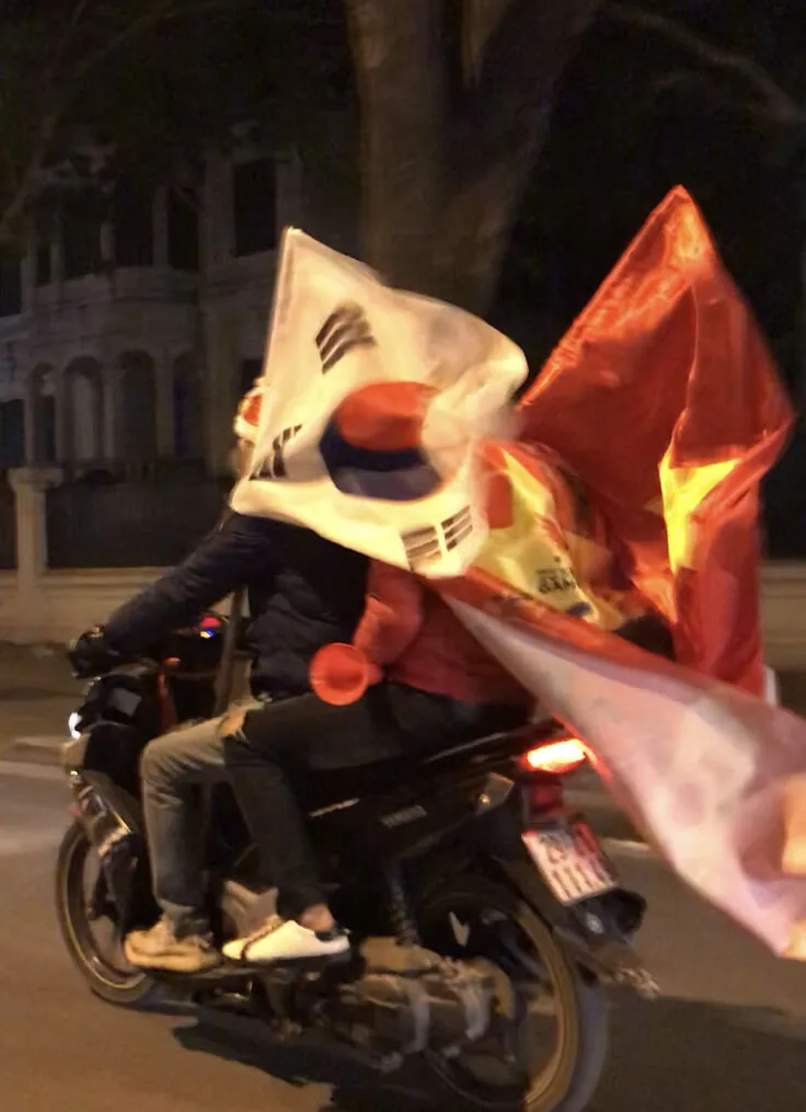 サポーターバイク歓喜