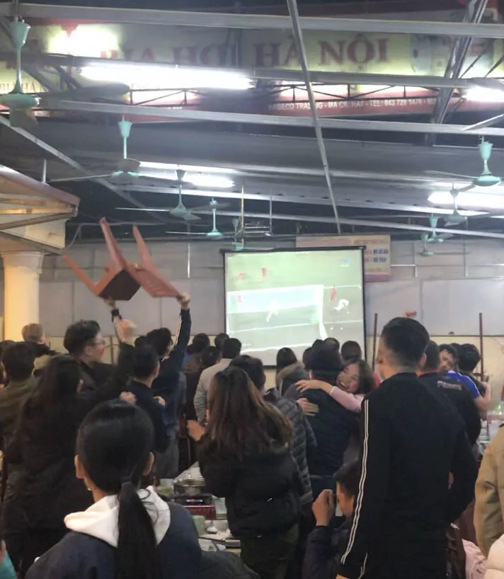 中継イス