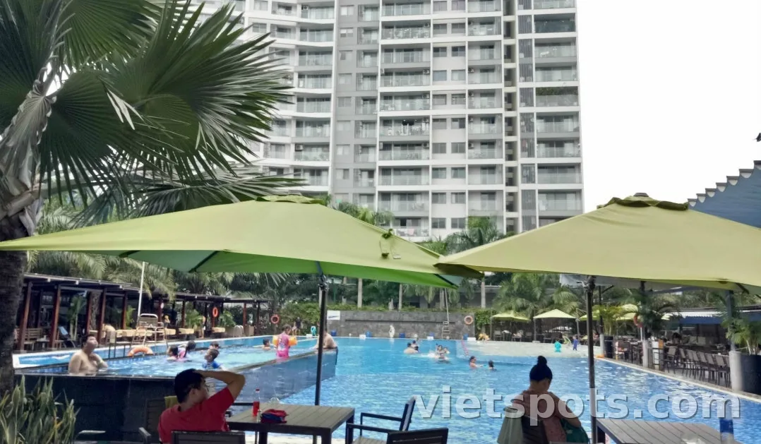 Việc người cao tuổi di cư sang Việt Nam có đáng khuyến khích không? Có thể sống bằng lương hưu quốc dân không?