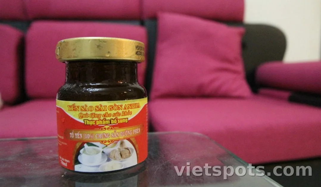 Đây chính là món quà bánh kẹo mà tôi (người đang sống ở Việt Nam) luôn mang về làm quà!