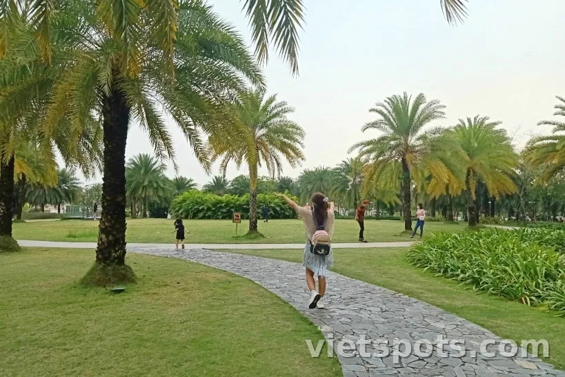 Một ngày của bố làm việc ở nước ngoài (Việt Nam) | Hậu trường công việc của dân du mục kỹ thuật số