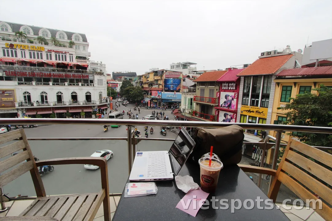 Một ngày của bố làm việc ở nước ngoài (Việt Nam) | Hậu trường công việc của dân du mục kỹ thuật số