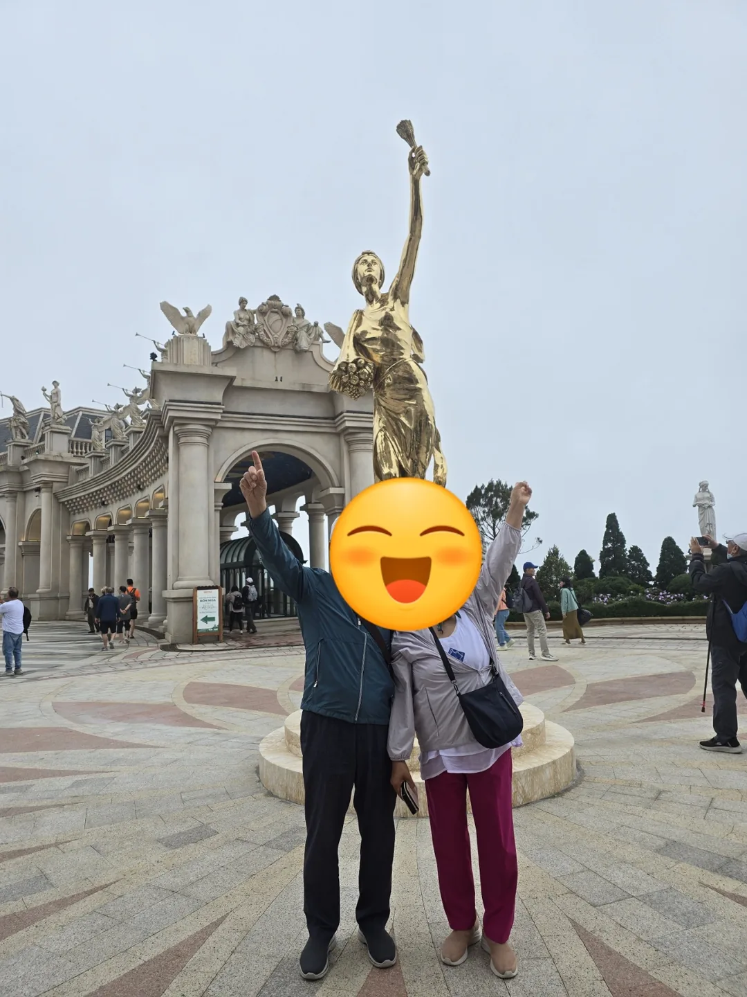 🐧🐧>>🇻🇳 Đánh giá 4 phòng (Đánh giá chuyến du lịch cùng bố mẹ ở độ tuổi 80) 47 Cầu Vàng