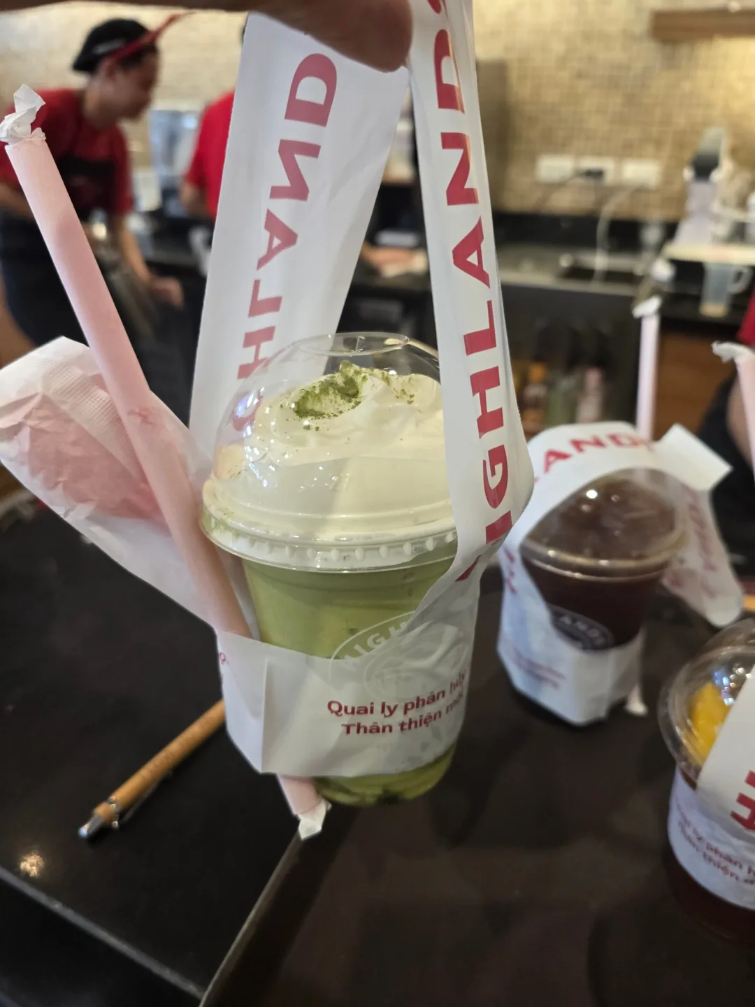 🐧🐧>>🇻🇳 Đánh giá ngày 4 (Đánh giá chuyến du lịch cùng bố mẹ ở độ tuổi 80) 54 Highland Coffee~ và thuê xe 12 tiếng kết thúc!