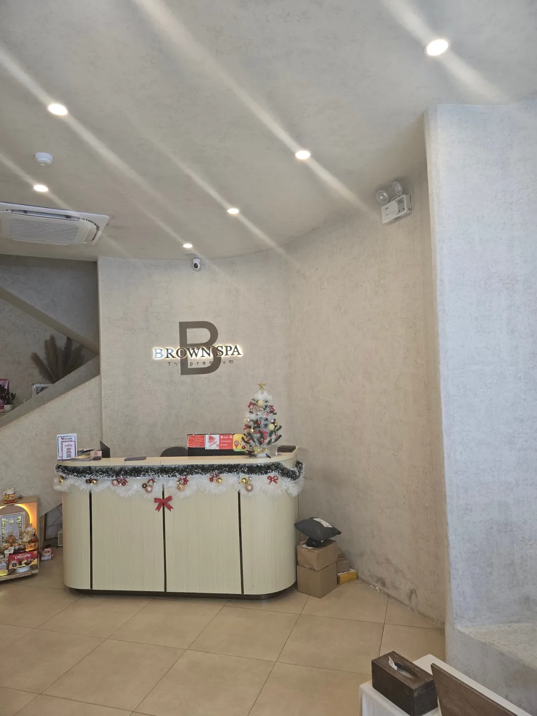 Chuyến du lịch Đà Nẵng cùng bố mẹ ngoài 80 tuổi — Brown Spa 🐧