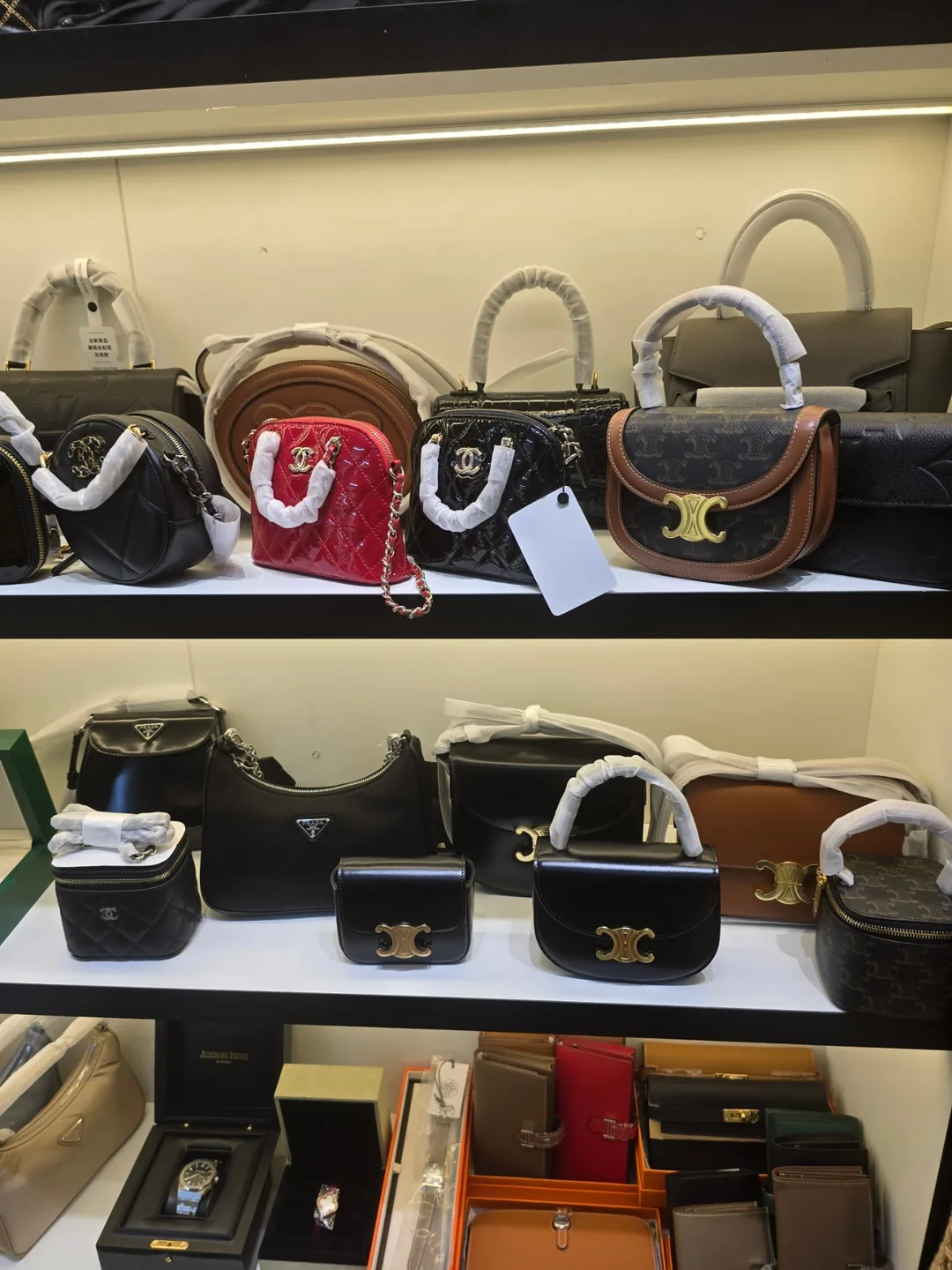 🐧🐧>>🇻🇳 Review chuyến đi lần 4 (Review du lịch cùng bố mẹ ở độ tuổi 80) 61 Mirror shop cạnh chợ Hàn~Mua sắm~