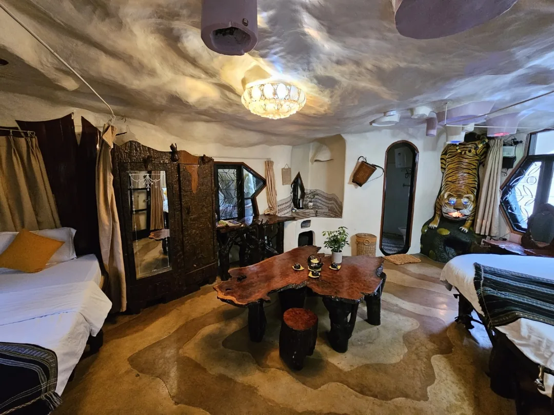 🐸🐸>> Biệt thự Hằng Nga Đà Lạt (Crazy House)