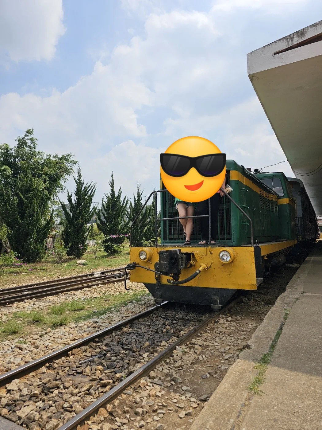 🐸🐸>> Ga Đà Lạt