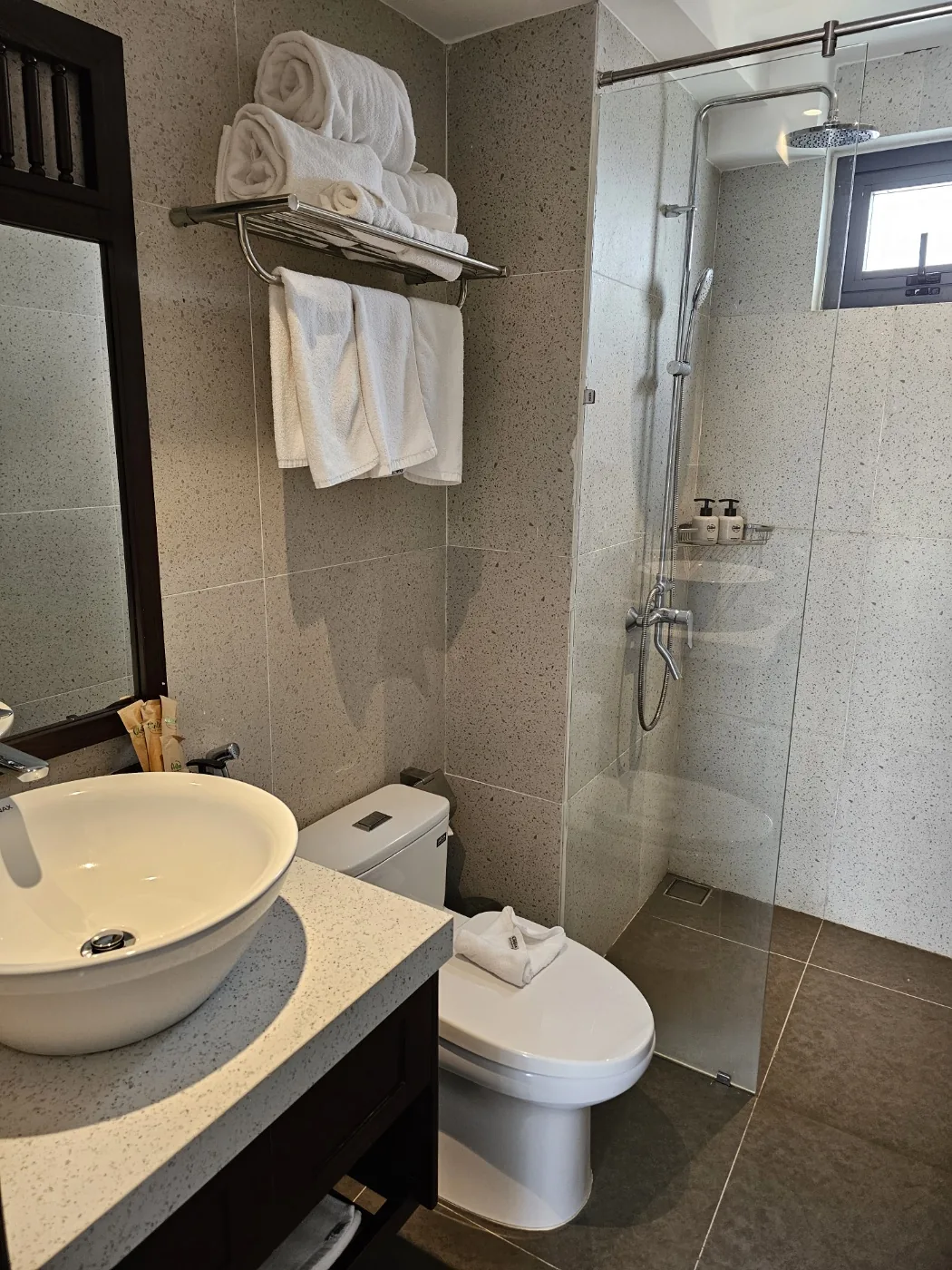 🐸🐸>> 🇻🇳 Review: Chillax - chỗ ở giá hời ở Phố Cổ Hội An