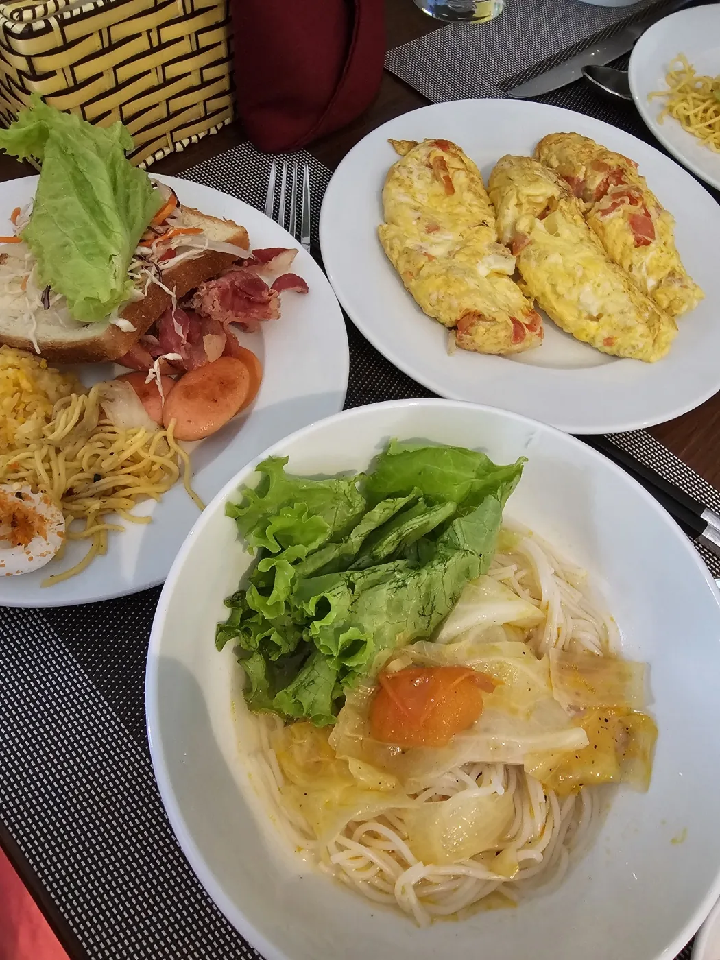 🐸🐸>> 🇻🇳Đánh giá bữa sáng Chillax