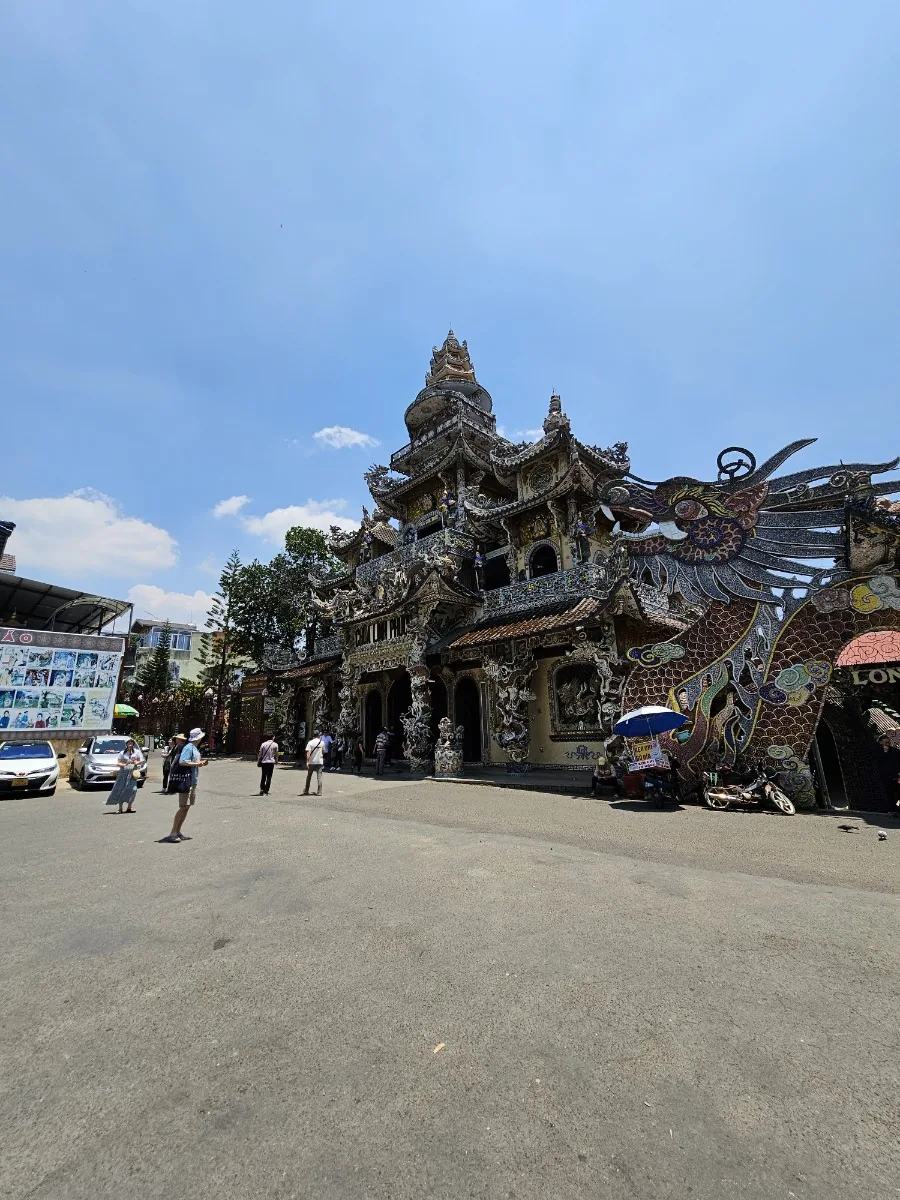 🐸🐸>> Chùa Linh Phước Đà Lạt
