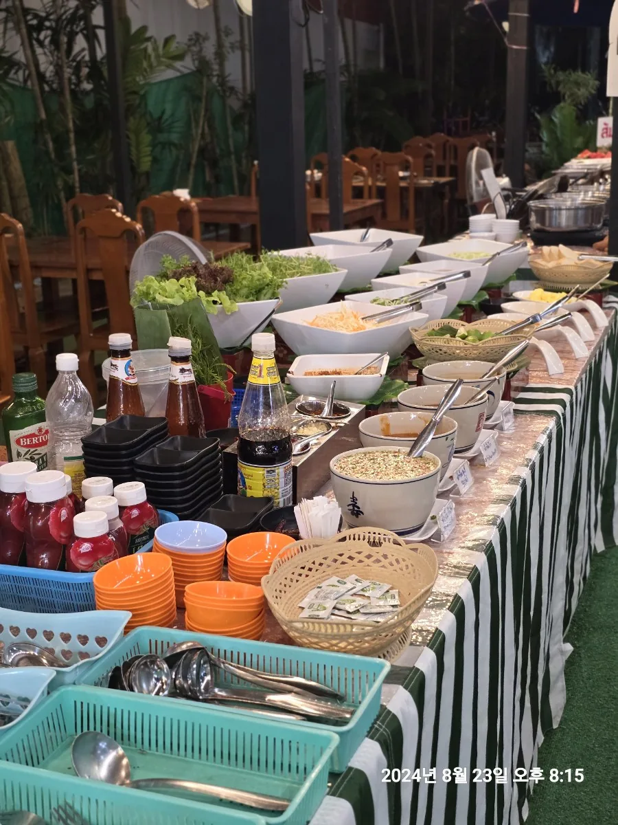 🐸🐸>> Lẩu Phuket Mookata hải sản buffet không giới hạn