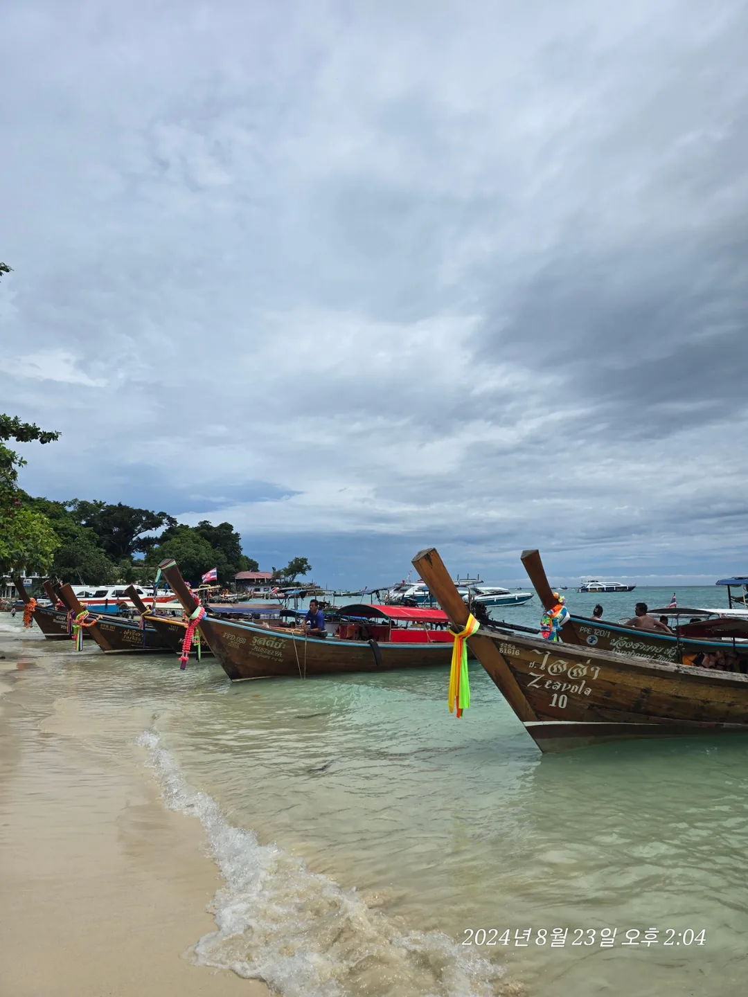 🐸🐸>> Tour đảo Phi Phi.