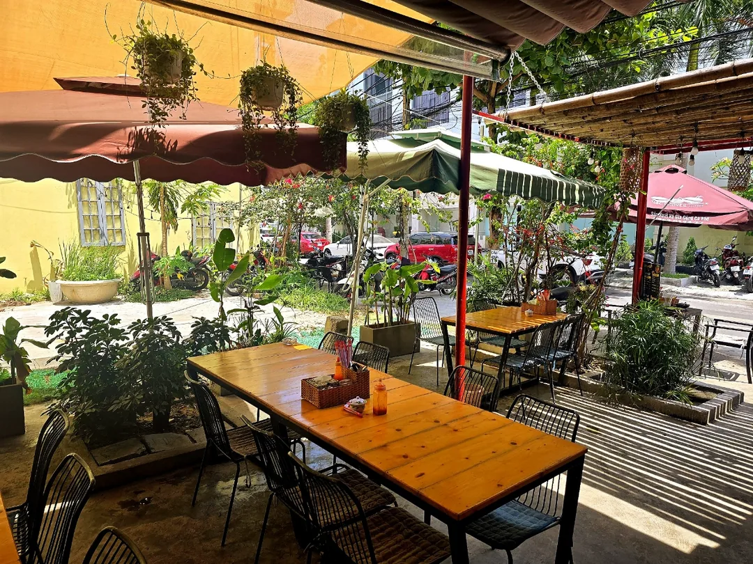 🇻🇳 (Đánh giá) Bữa ăn đầu tiên ngày 1, Mộc Viên