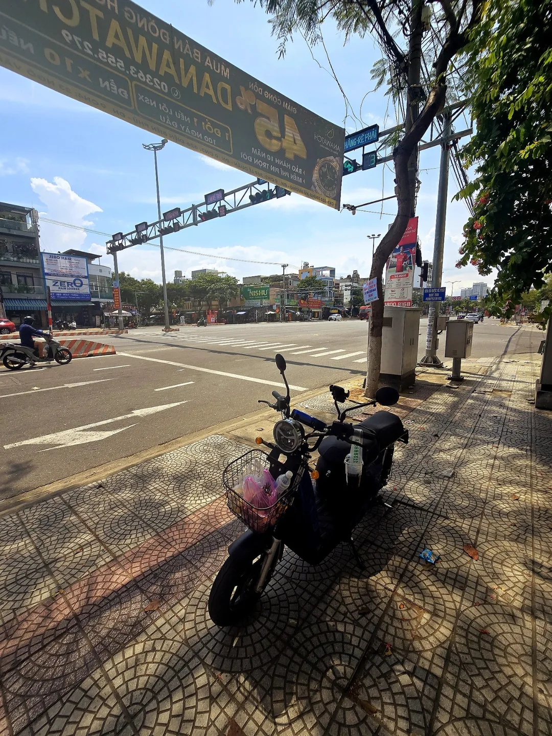 Xe máy chết máy rồi hihi