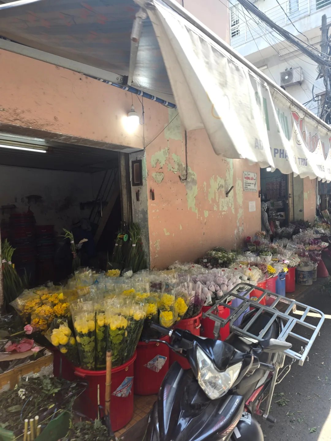 🇻🇳(Đánh giá) Quán cà phê đầu tiên trong ngày đầu tiên