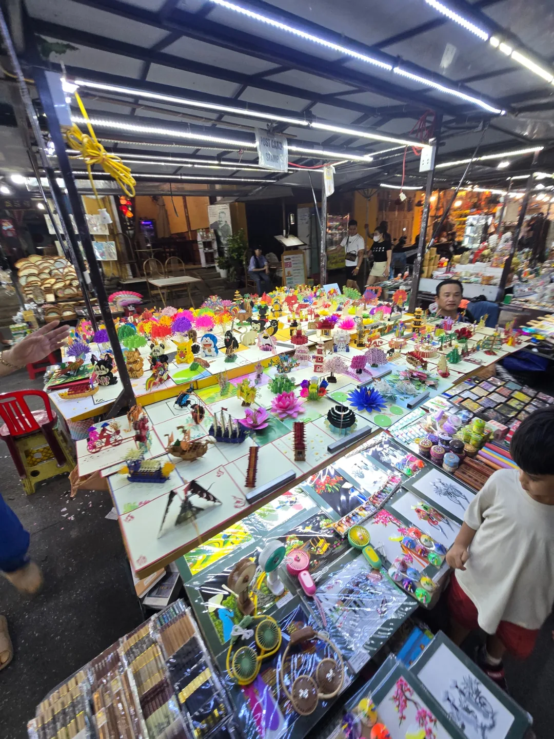 🇻🇳(Đánh giá) Dạo quanh chợ đêm Hội An.