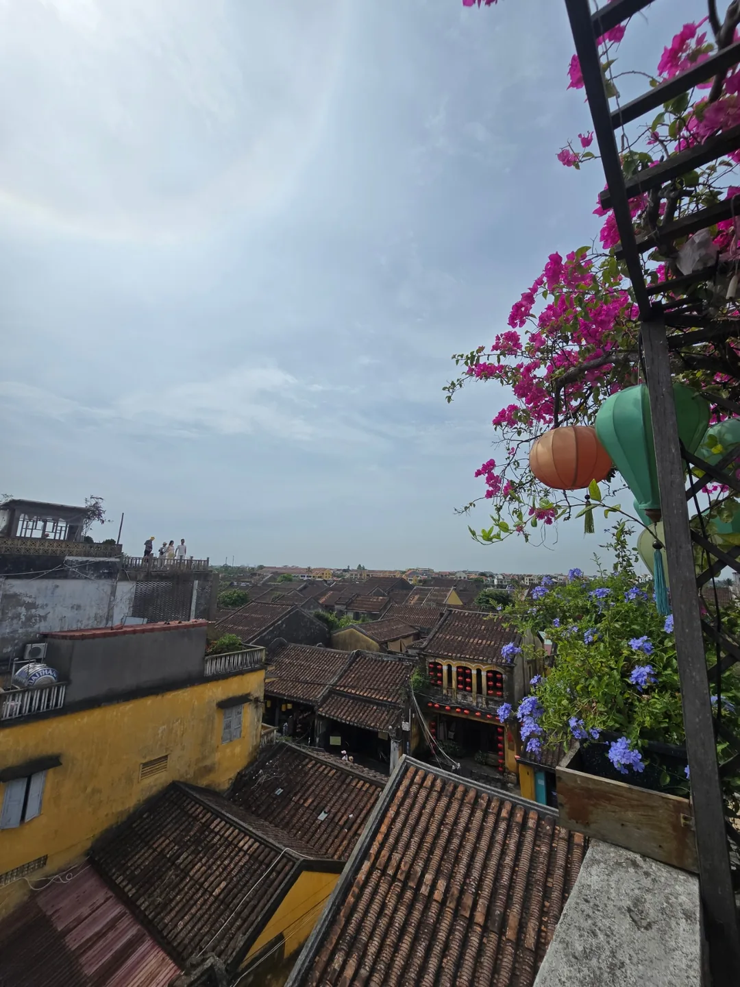 (Review) Quán cà phê rooftop ở Hội An