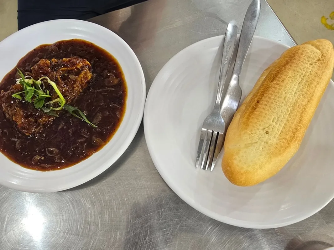 (Đánh giá) Quán phở giá rẻ