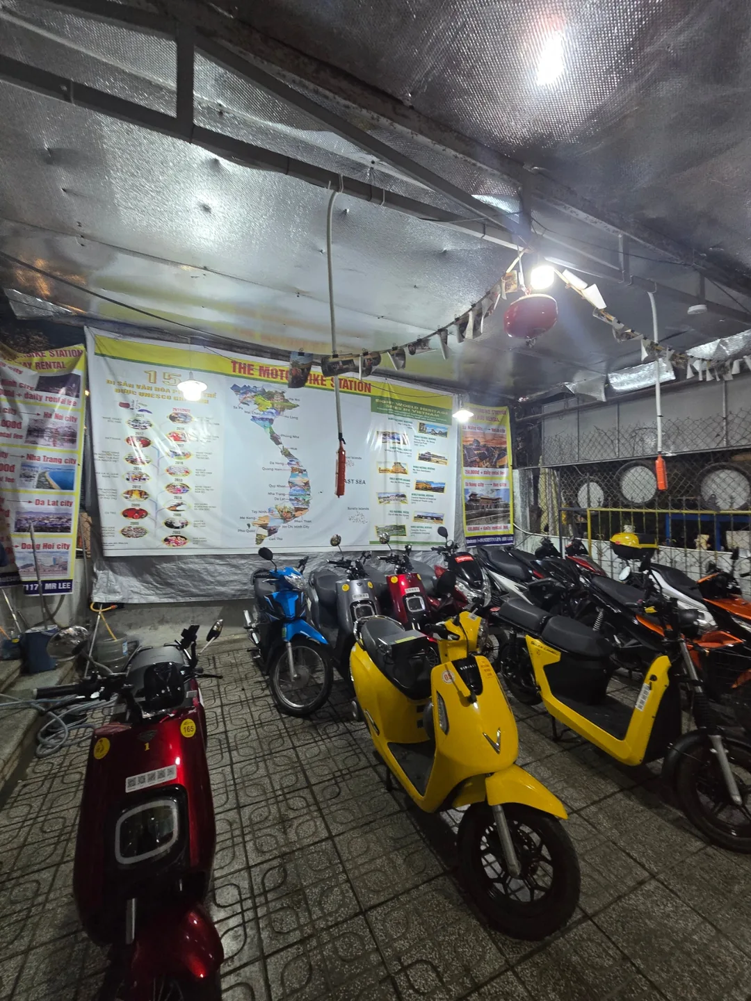 (Review) Càn quét chợ đêm Sơn Trà xong rồi thuê xe máy ở Đà Nẵng luôn!!!