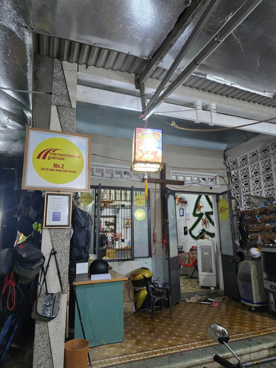 (Review) Càn quét chợ đêm Sơn Trà xong rồi thuê xe máy ở Đà Nẵng luôn!!!