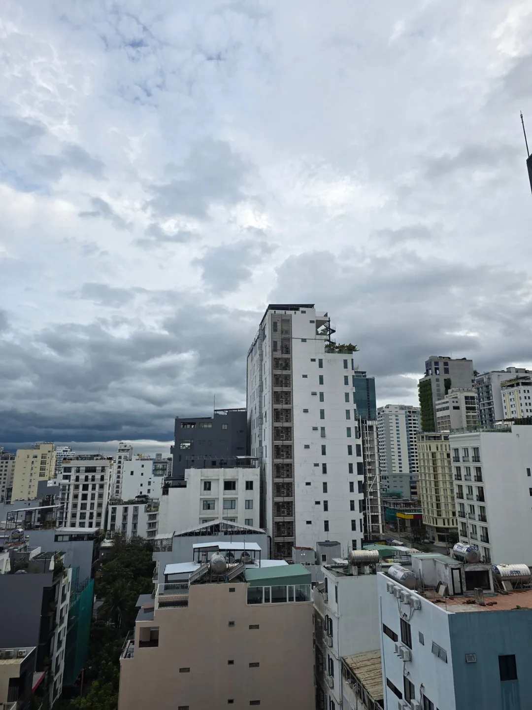 (Đánh giá) Charming Beauty Hotel view hồ bơi
