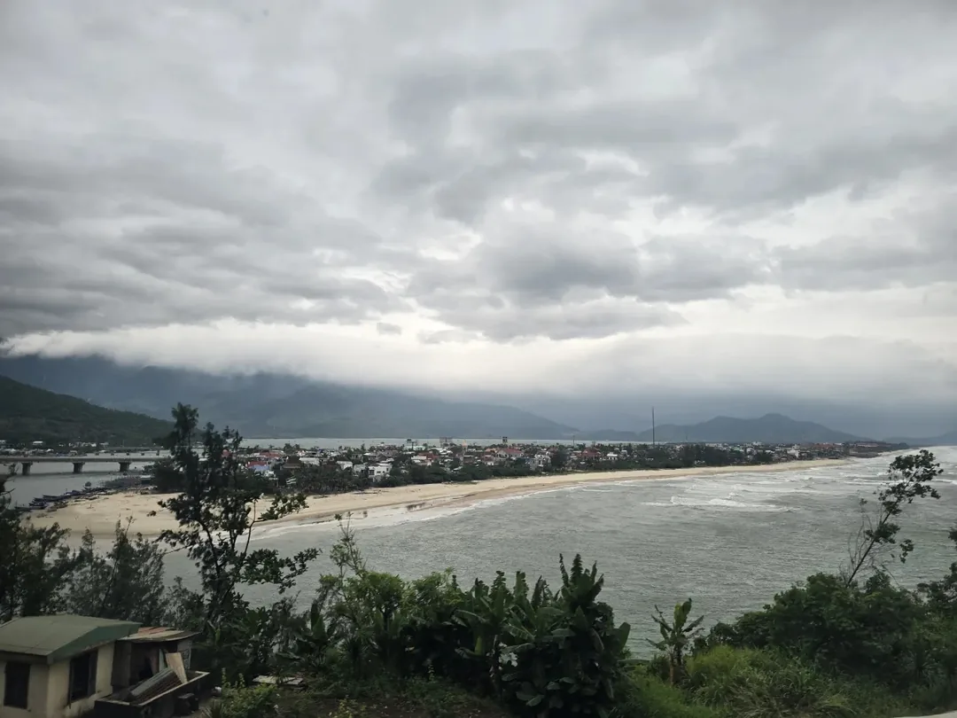 Đánh giá) Tour Huế 3 Bữa trưa