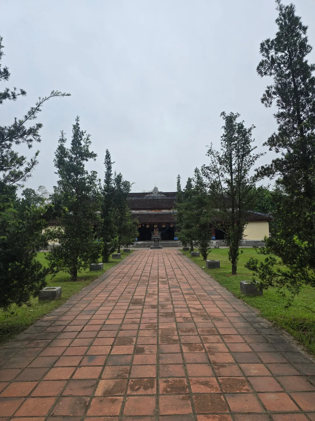 [Đánh giá] Tour Huế 5 - Chùa Thiên Mụ, Lăng vua Khải Định