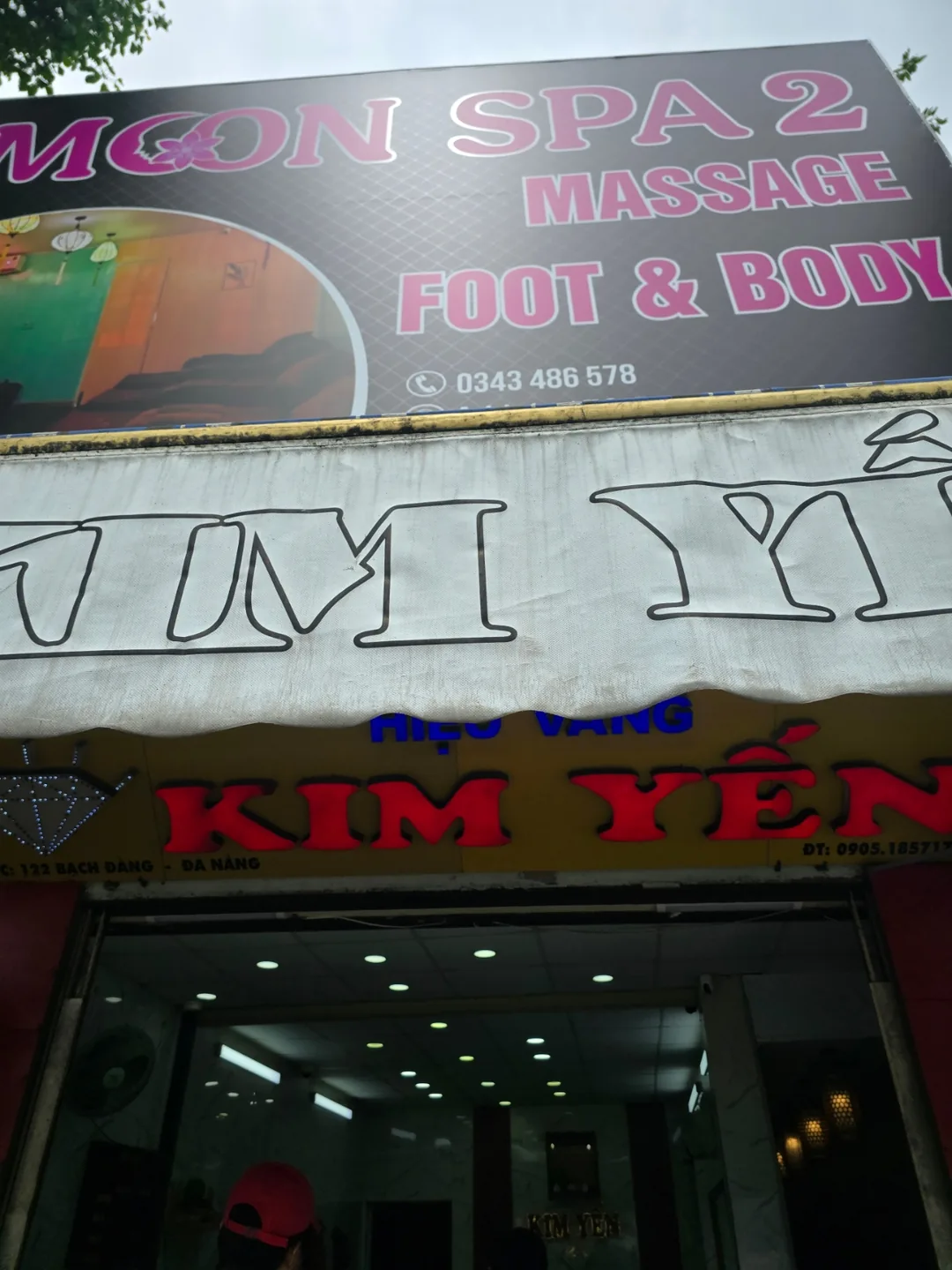 (🇻🇳 Chuyến thứ 6, 30/8 - 4/9) Nhật ký du lịch.. Đổi tiền chợ Hàn và massage