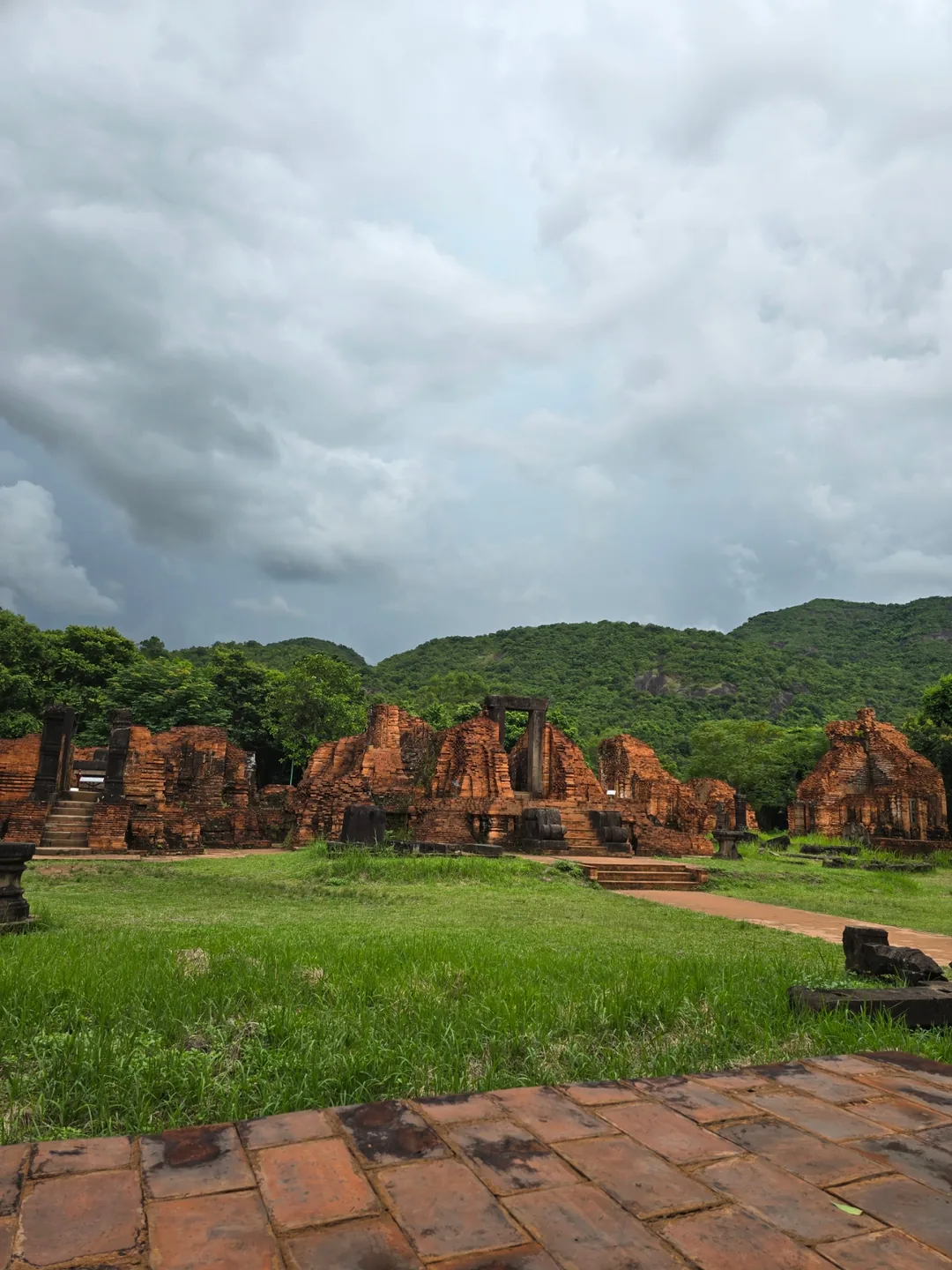 (🇻🇳 Phòng 6, 30/8 - 4/9) Nhật ký du lịch.. Thánh địa Mỹ Sơn (Được dịch là "Tôi sẽ đi gặp con trai tôi!!!!")