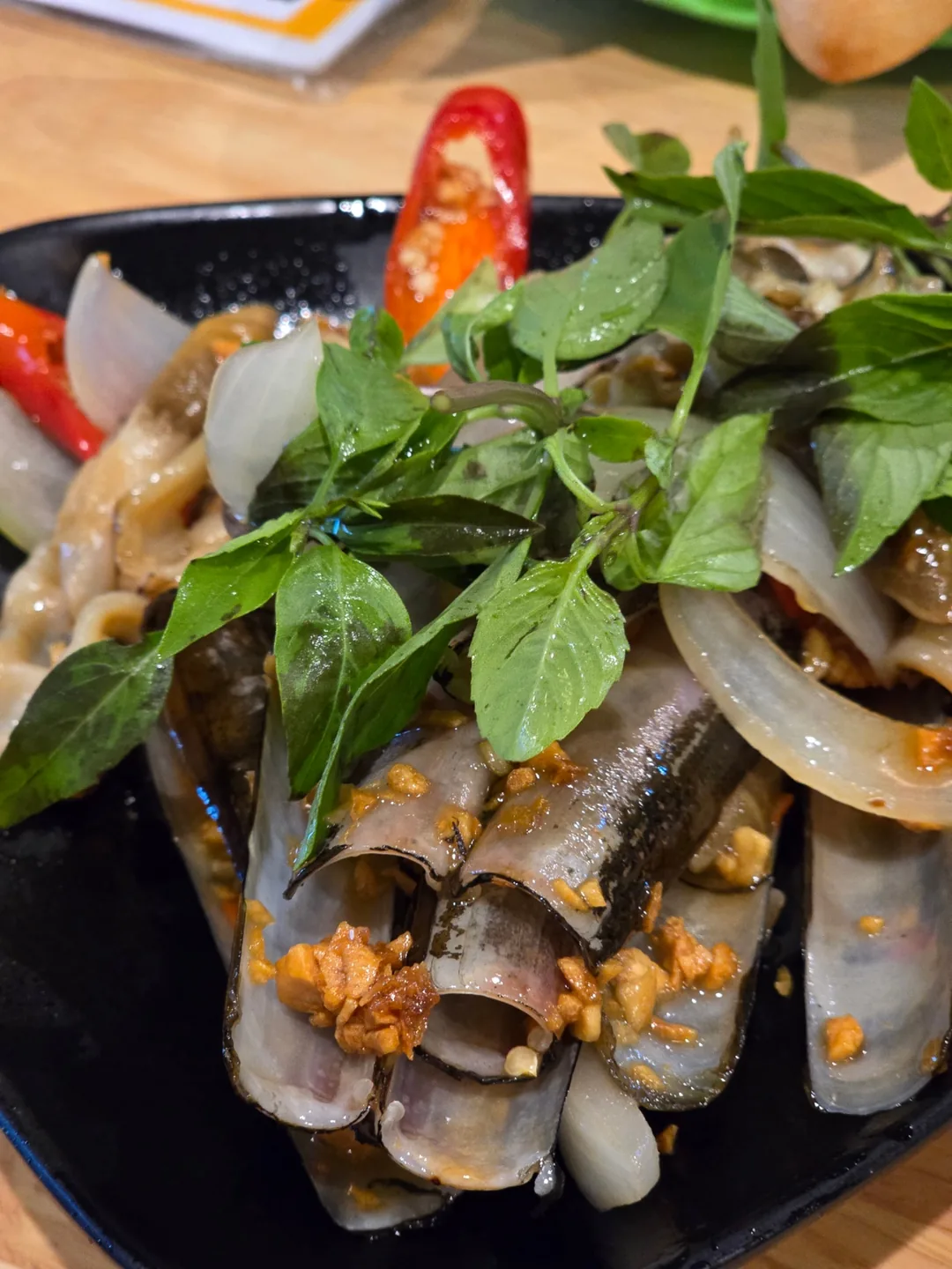 (🇻🇳Phòng 6, 30/8 - 4/9) Ký sự du lịch.. bữa tối muộn đêm khuya tại "Nhà hàng hải sản Ocken Hội An
