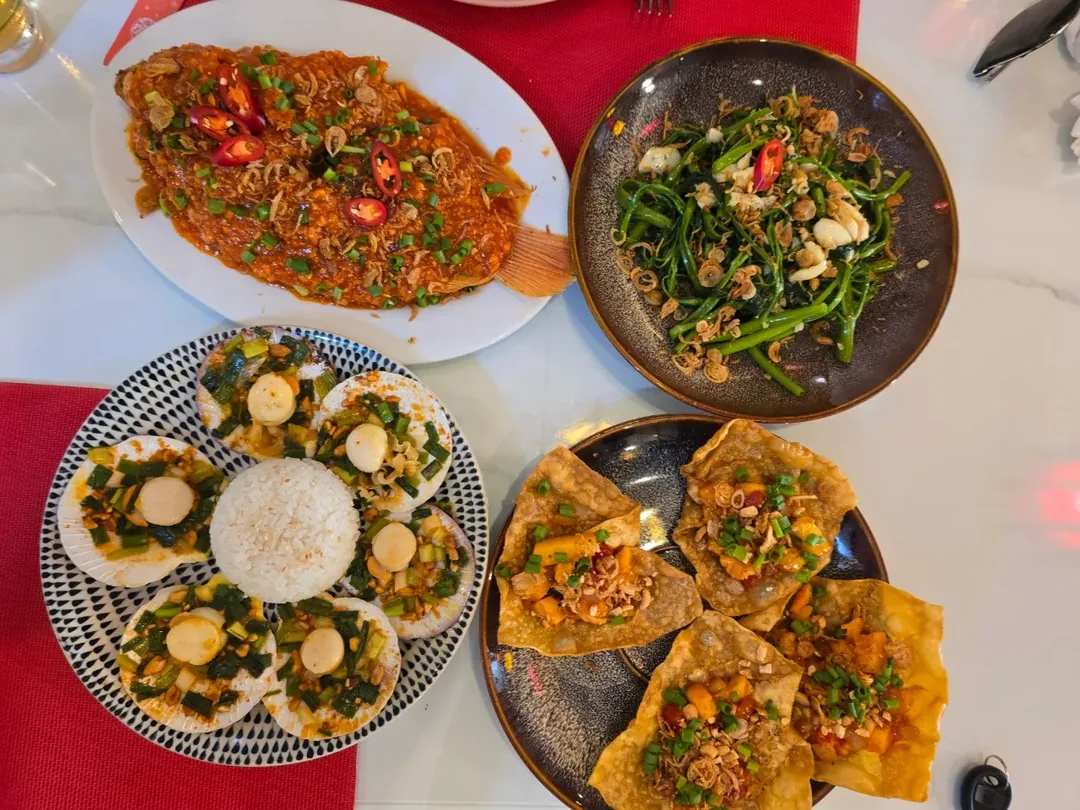 (🇻🇳Phòng 6, 30/8~4/9) Nhật ký du lịch.. Quán ngon món cá tráp sốt ớt? Tân Phát