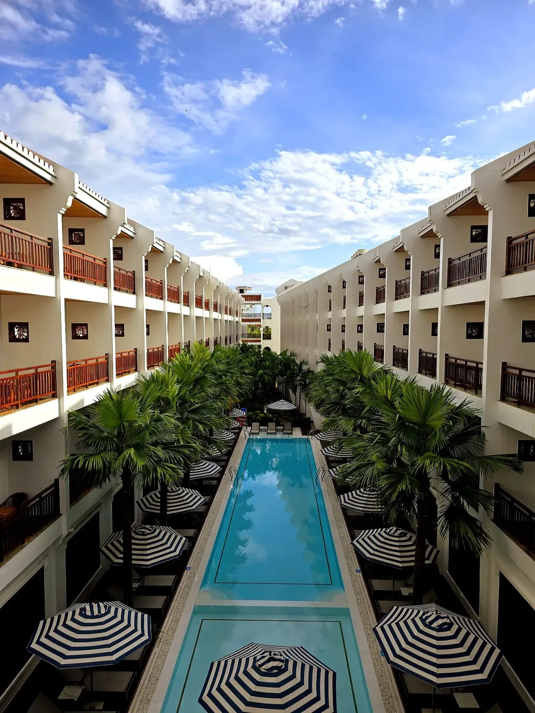 (🇻🇳phòng 6, 30/8~4/9) Nhật ký du lịch.. hồ bơi ở Vinpearl!!! Có phải hồ bơi nước nóng không!?