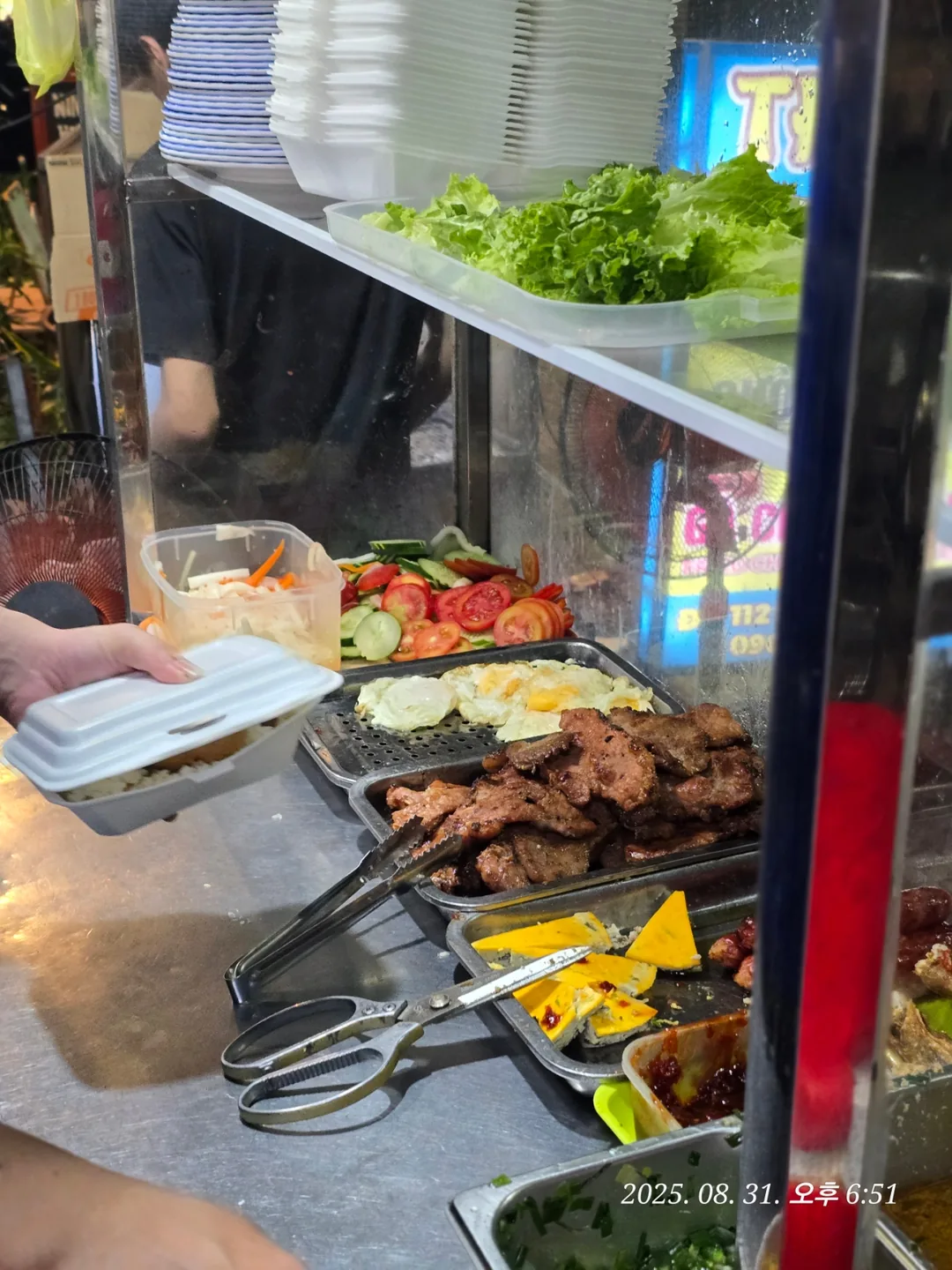 (🇻🇳 6 người, 30/8–4/9) Nhật ký du lịch.. Hội An Cơm Tấm Tính