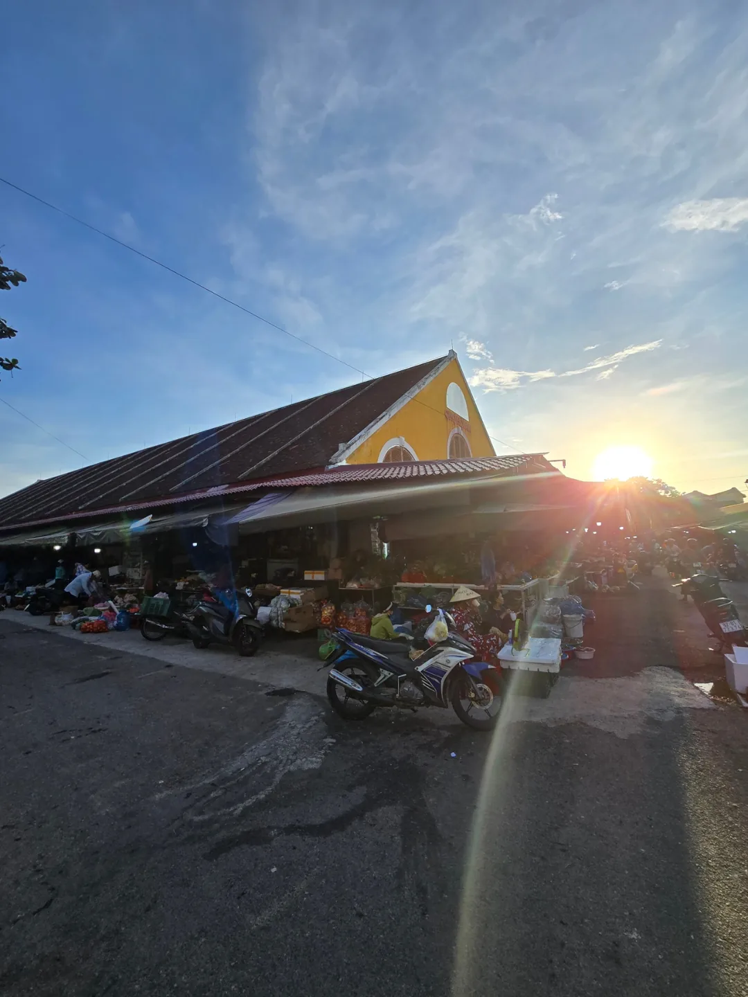 (🇻🇳phòng 6 30/8~4/9) Nhật ký du lịch.. Trái cây chợ sáng (chợ tờ mờ sáng)