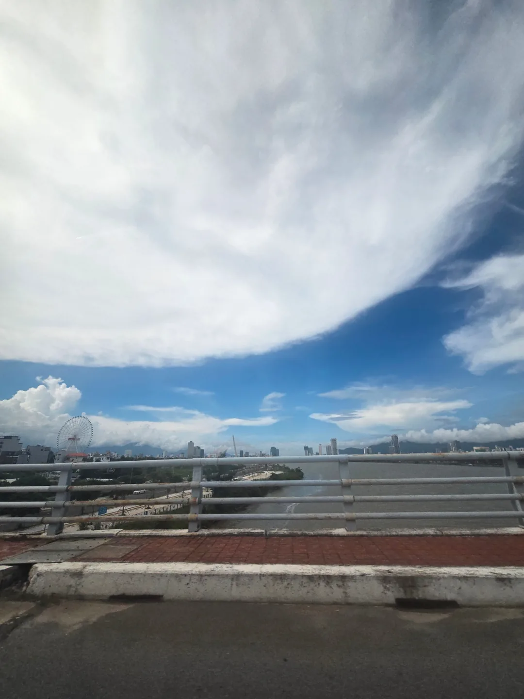 (🇻🇳 6 người 30/8–4/9) Nhật ký du lịch.. Thuê xe 12 tiếng (Lotte Mart)