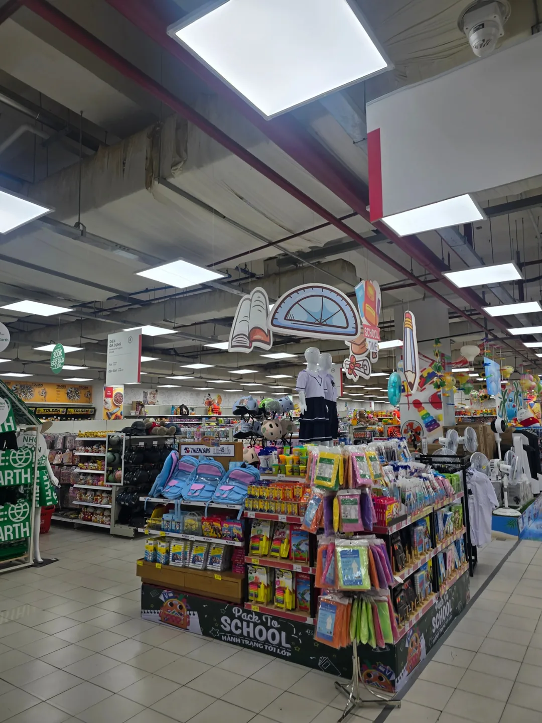 (🇻🇳 6 người 30/8–4/9) Nhật ký du lịch.. Thuê xe 12 tiếng (Lotte Mart)