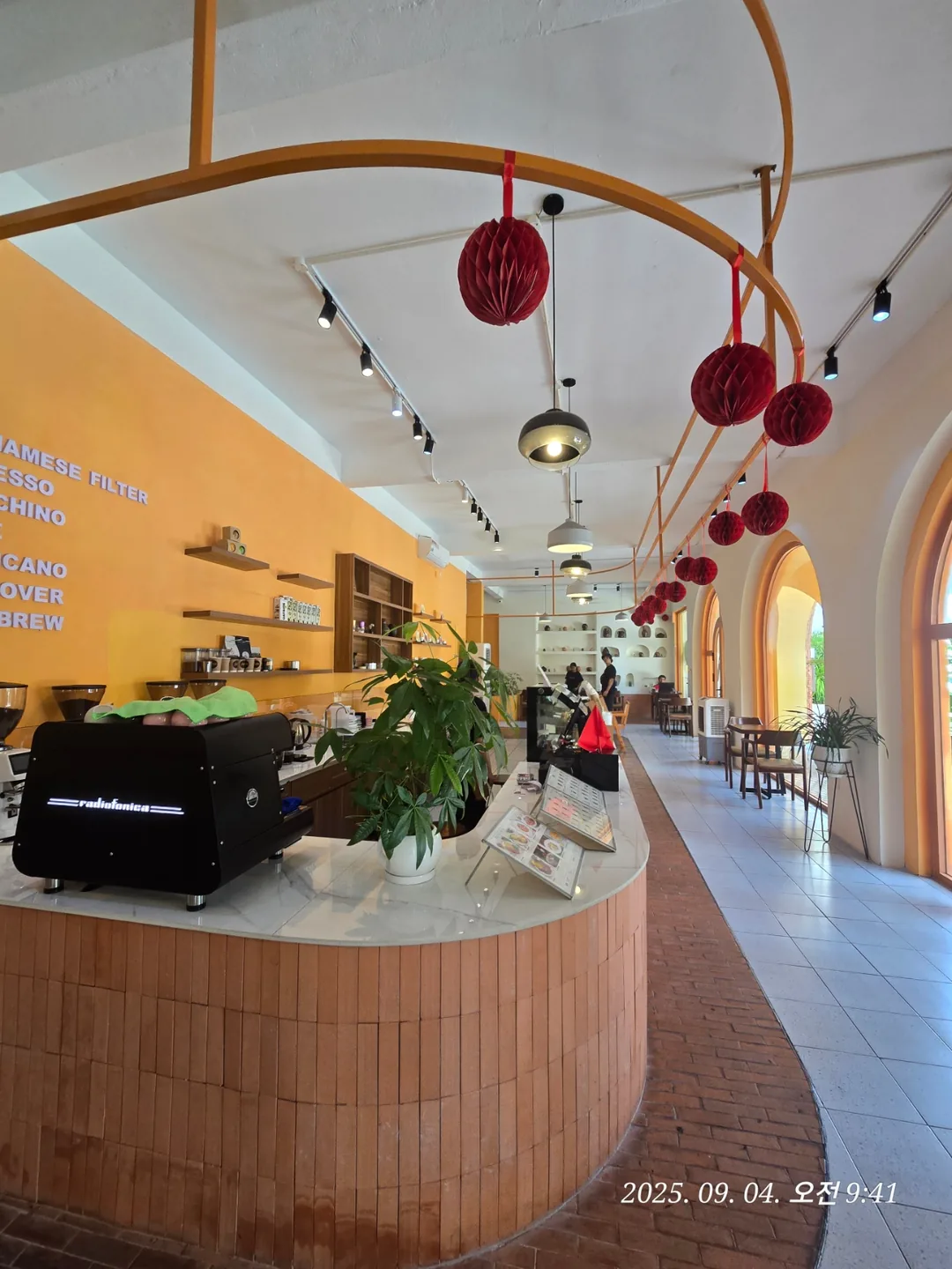 (🇻🇳phòng 6, 30/8~4/9) nhật ký du lịch.. caffeine trong người tôi đã login rồi