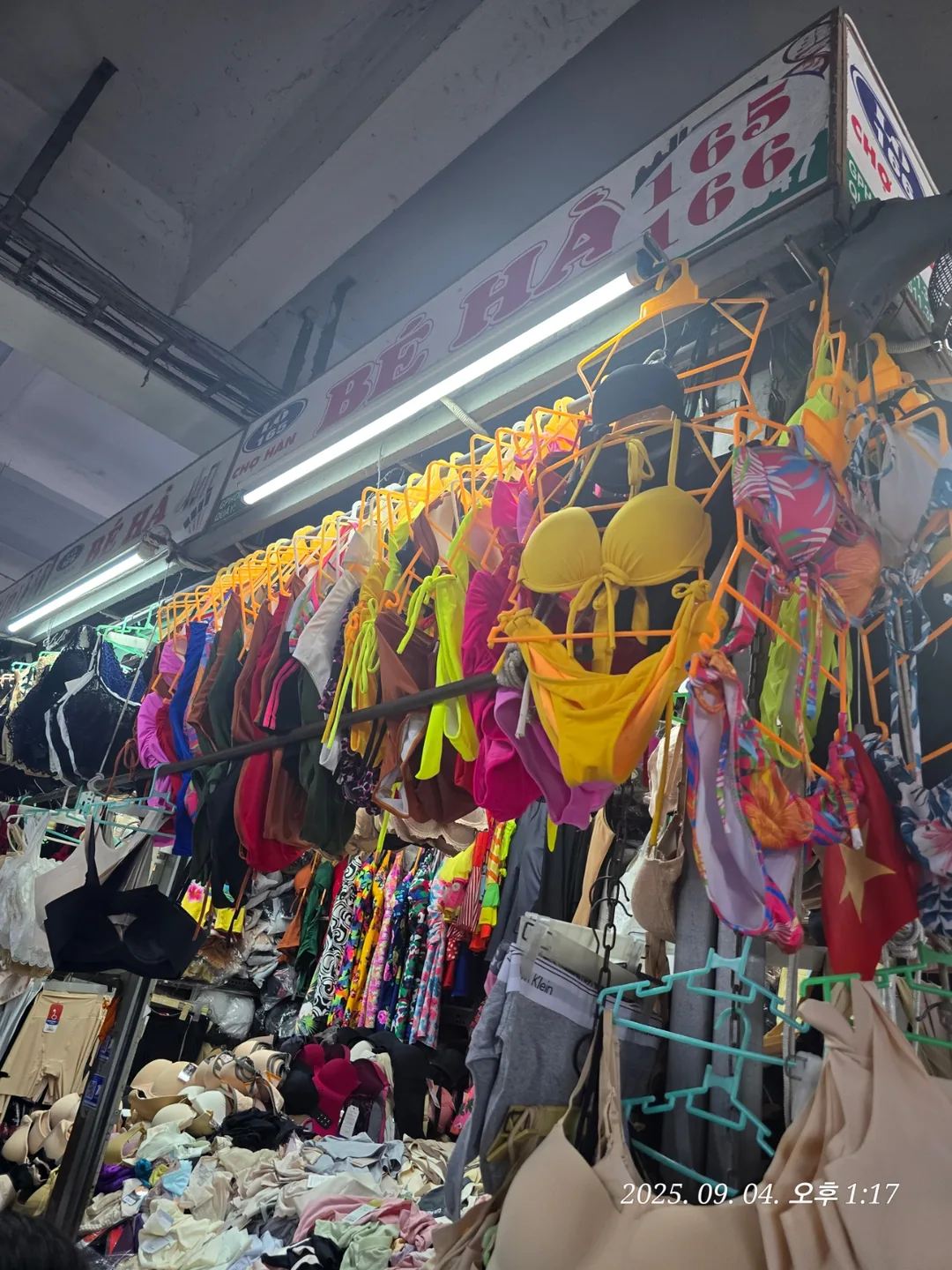 (🇻🇳 6 phòng, 30/8 - 4/9) Nhật ký du lịch.. Chợ Hàn ngày cuối